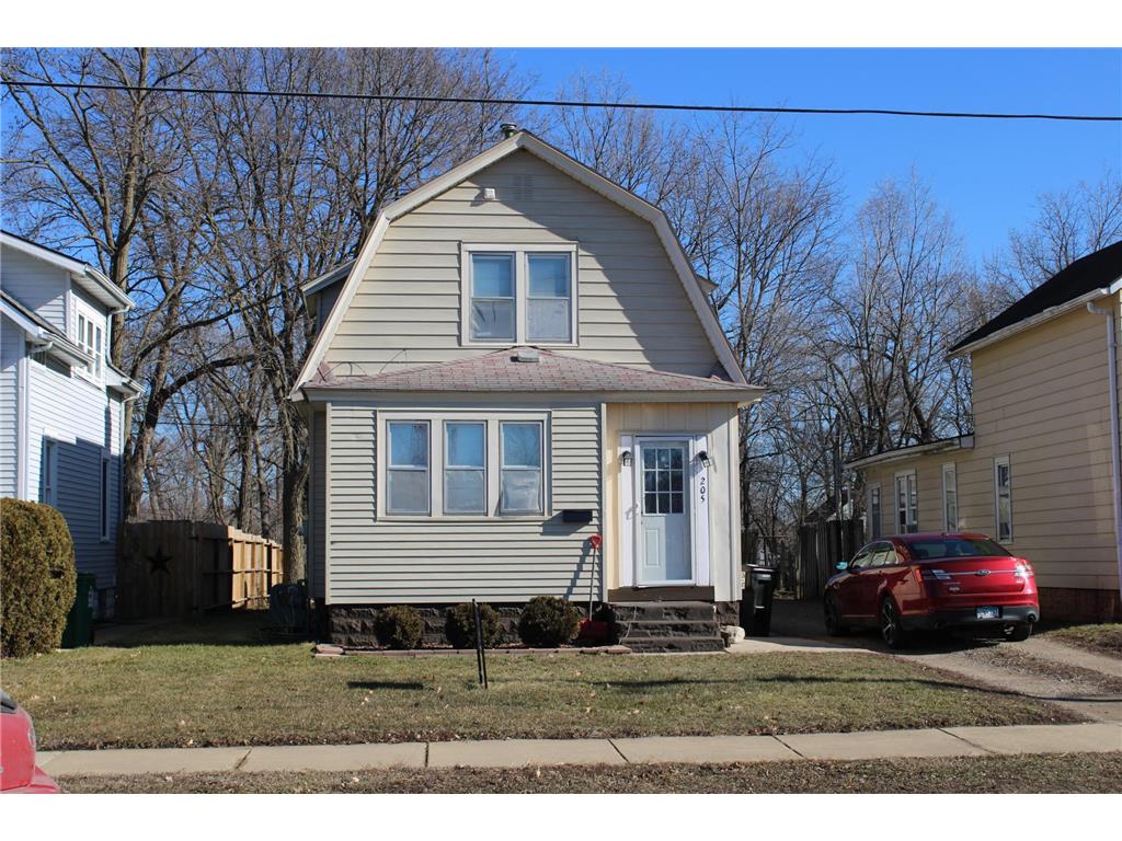 205 3rd Street SE Austin MN 55912 6476806 image1