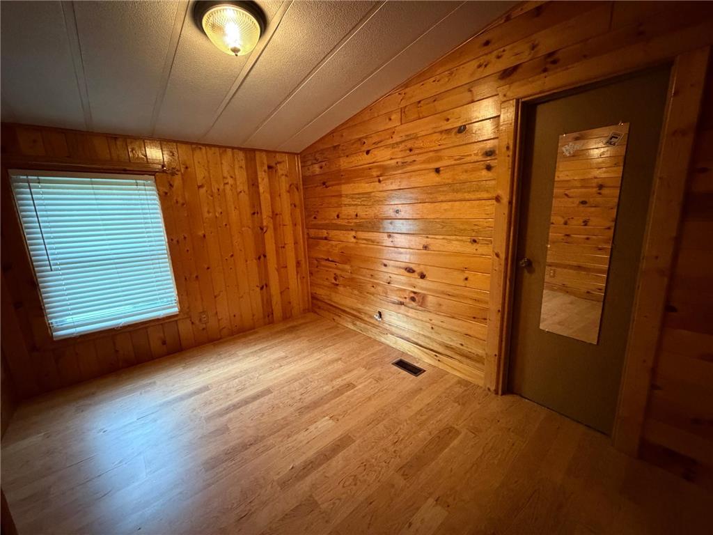 205 4th Avenue SW Roseau MN 56751 7091211 image10