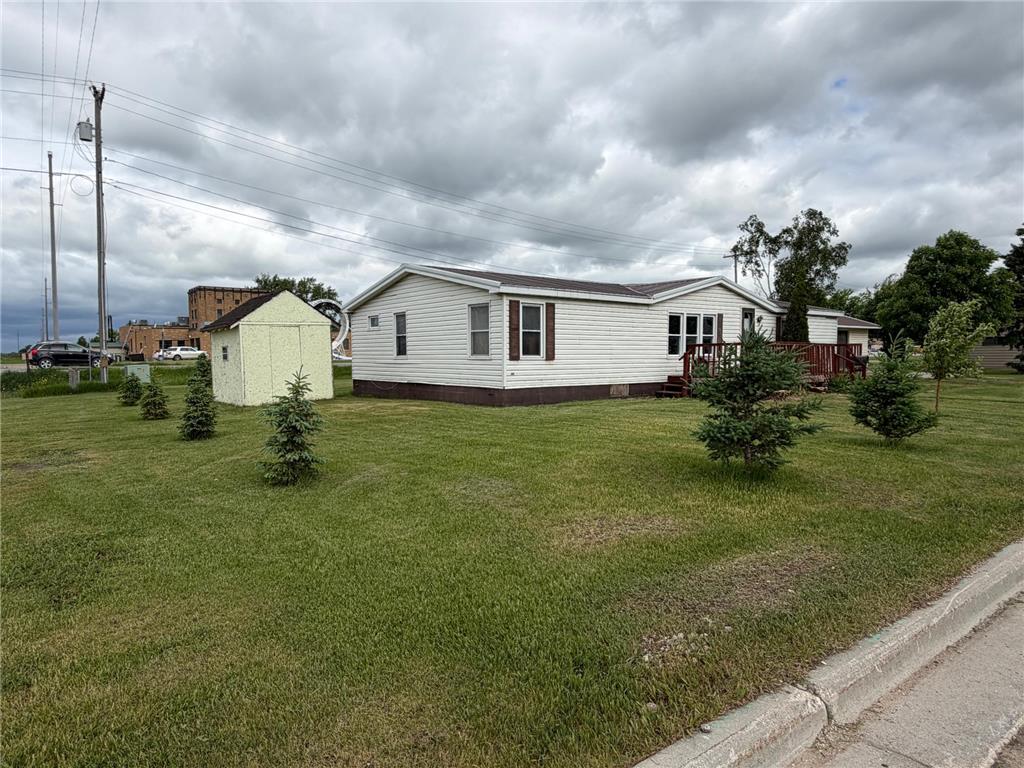 205 4th Avenue SW Roseau MN 56751 7091211 image14