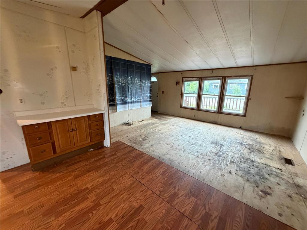 205 4th Avenue SW Roseau MN 56751 7091211 image8