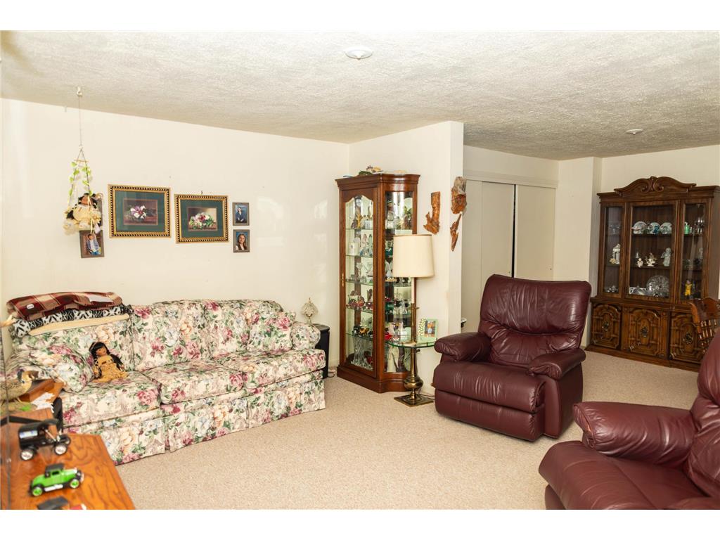 205 4th Street N Virginia MN 55792 7111272 image12