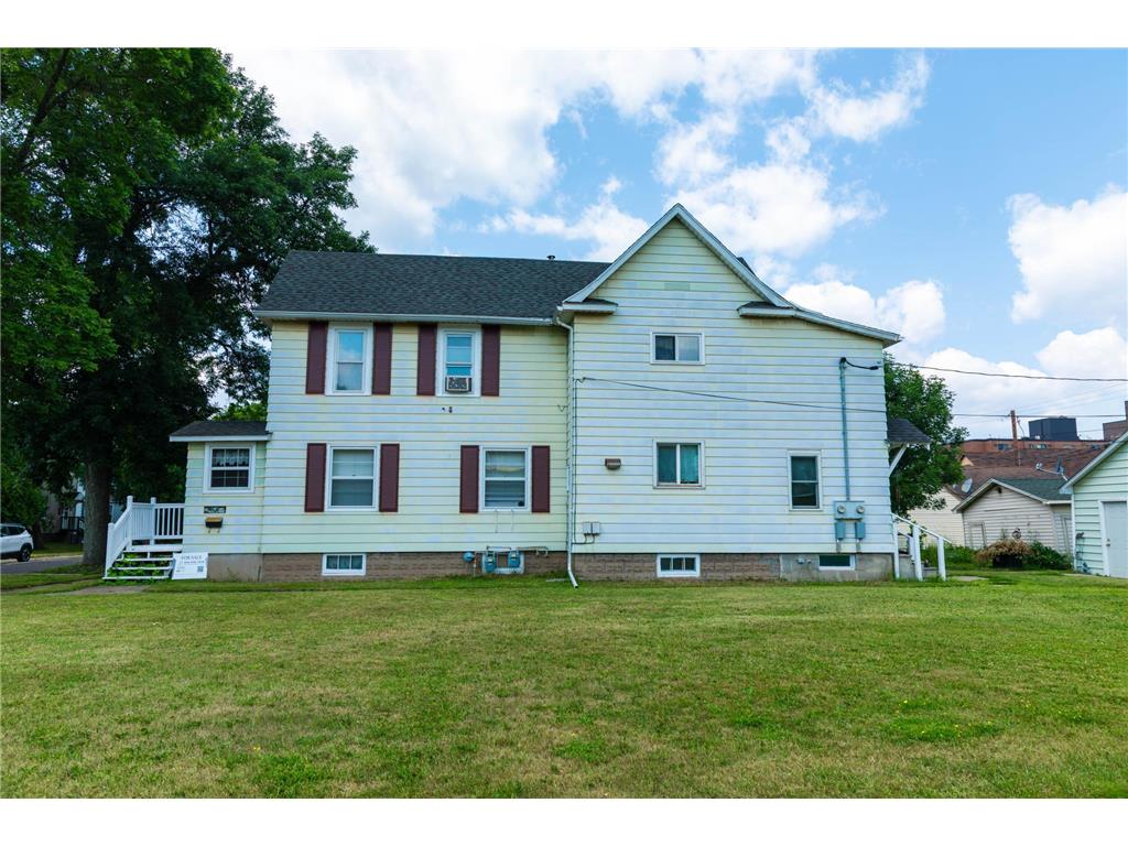 205 4th Street N Virginia MN 55792 7111272 image3