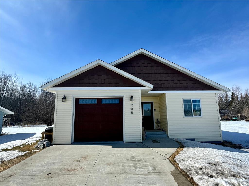 205 6th Avenue SW Warroad MN 56763 7035400 image1