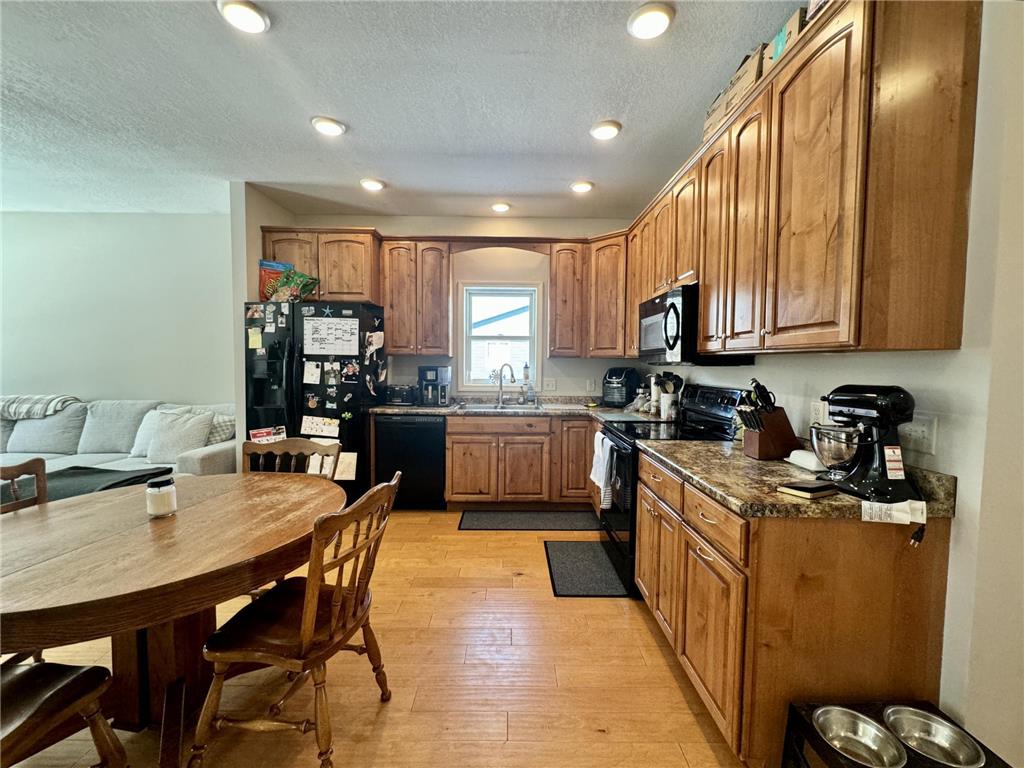 205 6th Avenue SW Warroad MN 56763 7035400 image7