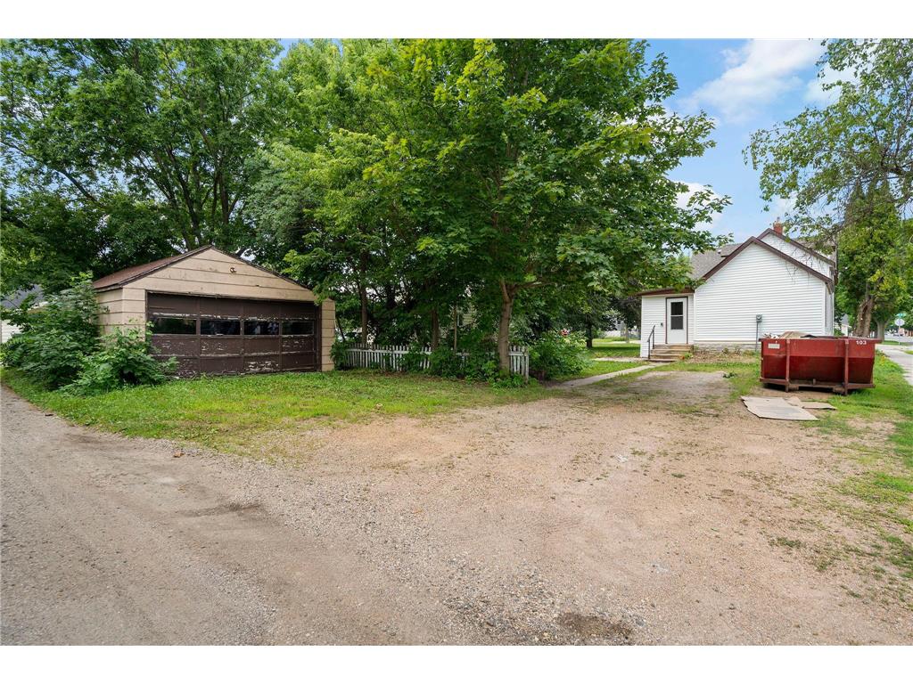 205 Adams Street SE Hutchinson MN 55350 7114743 image24