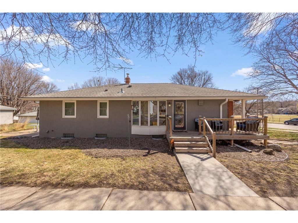 205 Baker Street W Saint Paul MN 55107 7037446 image1