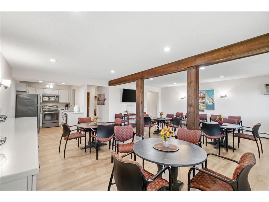 205 Barry Avenue S #114 Wayzata MN 55391 6813040 image28