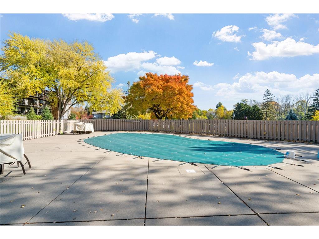 205 Barry Avenue S #114 Wayzata MN 55391 6813040 image32