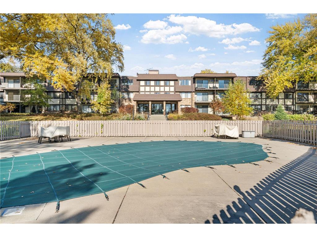205 Barry Avenue S #114 Wayzata MN 55391 6813040 image33