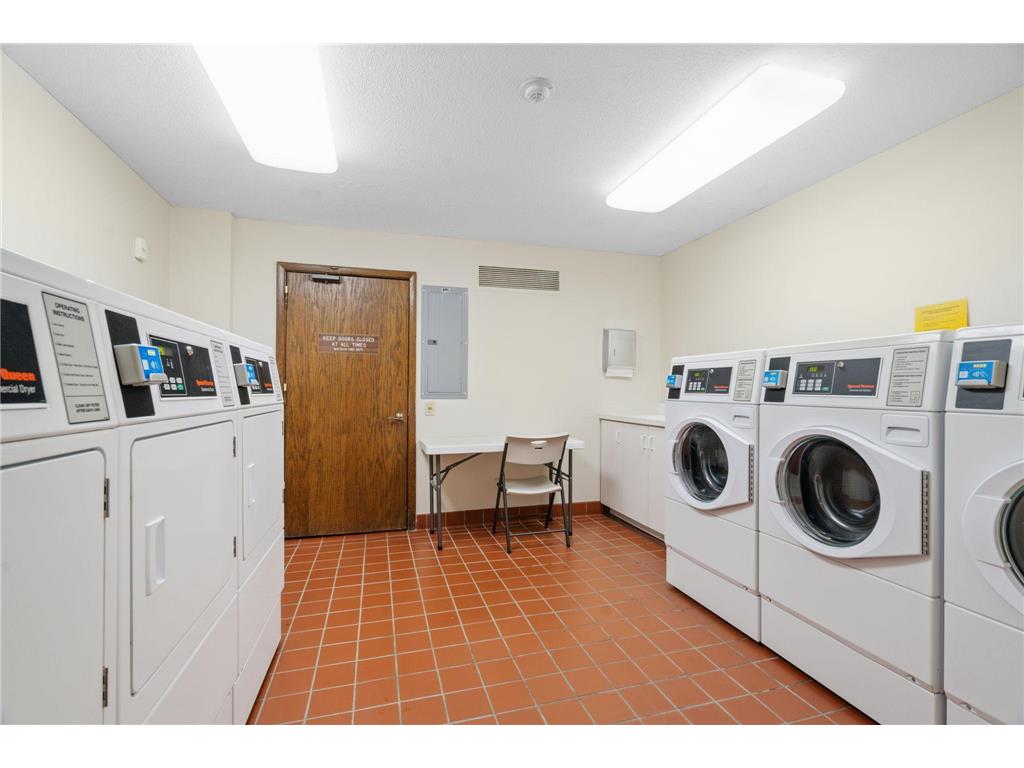 205 Barry Avenue S #114 Wayzata MN 55391 6813040 image36