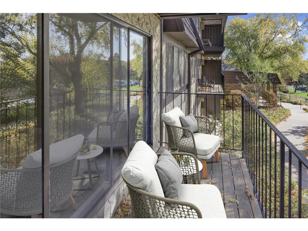 205 Barry Avenue S #210 Wayzata MN 55391 6800694 image13