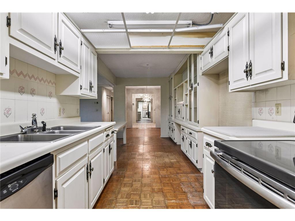 205 Barry Avenue S #320 Wayzata MN 55391 7076794 image12