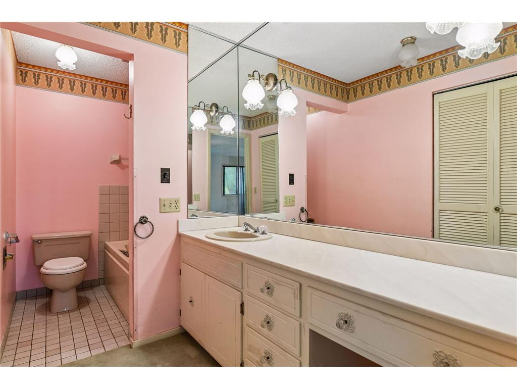 205 Barry Avenue S #320 Wayzata MN 55391 7076794 image19