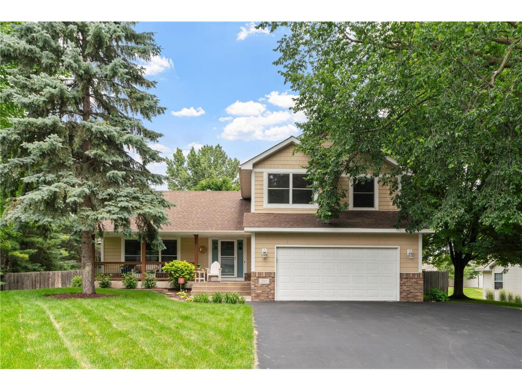 205 Burke Avenue W Roseville MN 55113 6551712 image1