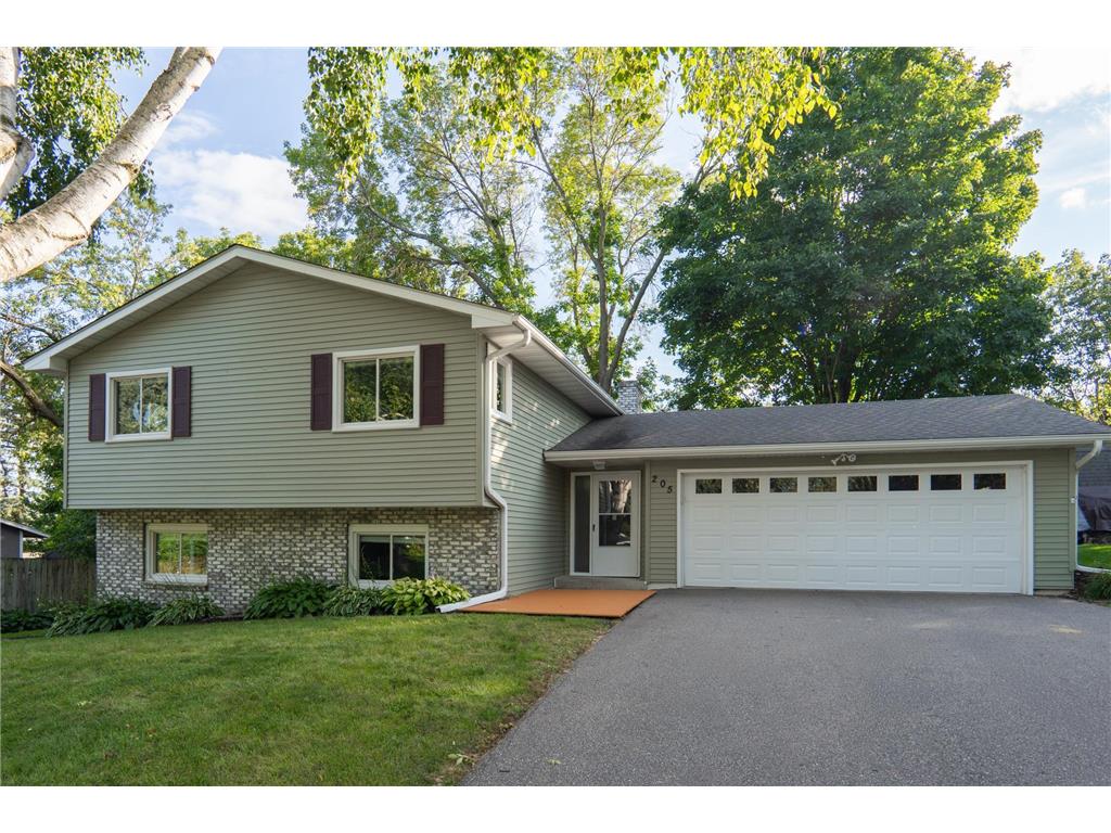 205 Cardinal Court Chaska MN 55318 6789820 image1