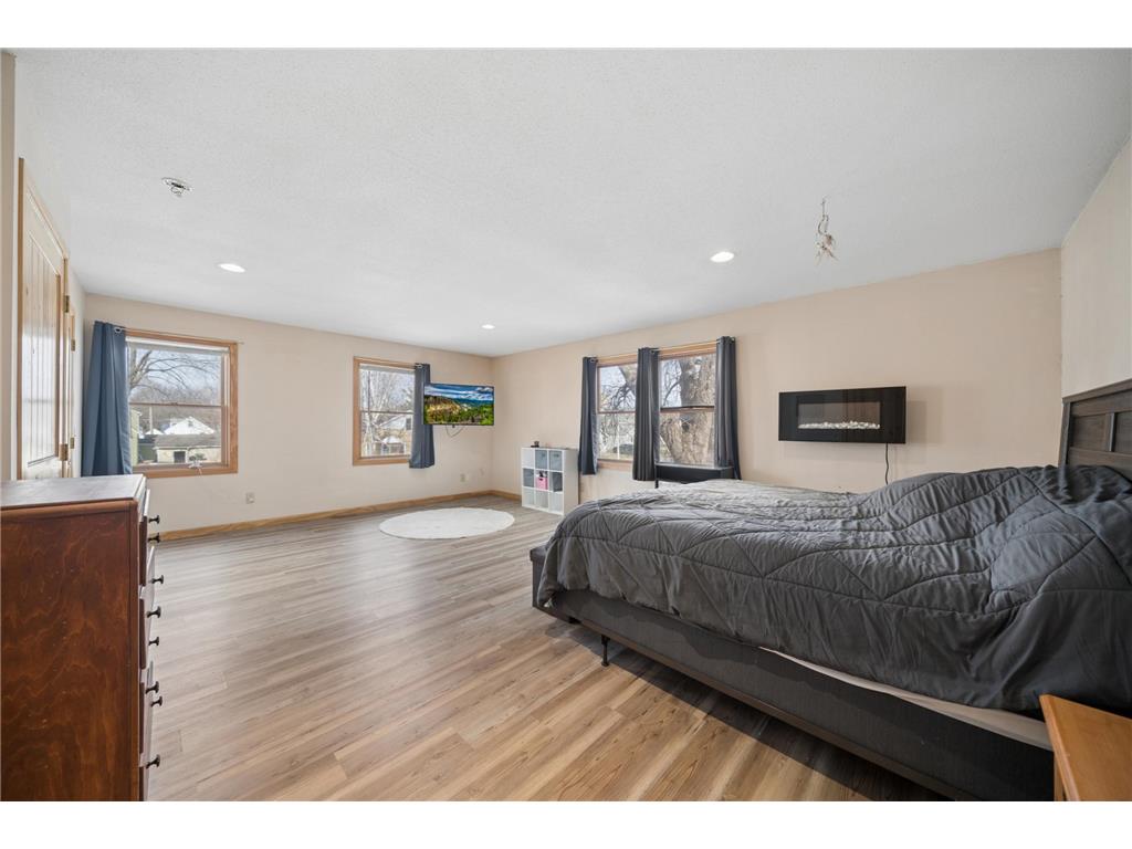 205 E 11th Street Fairmont MN 56031 7045850 image13