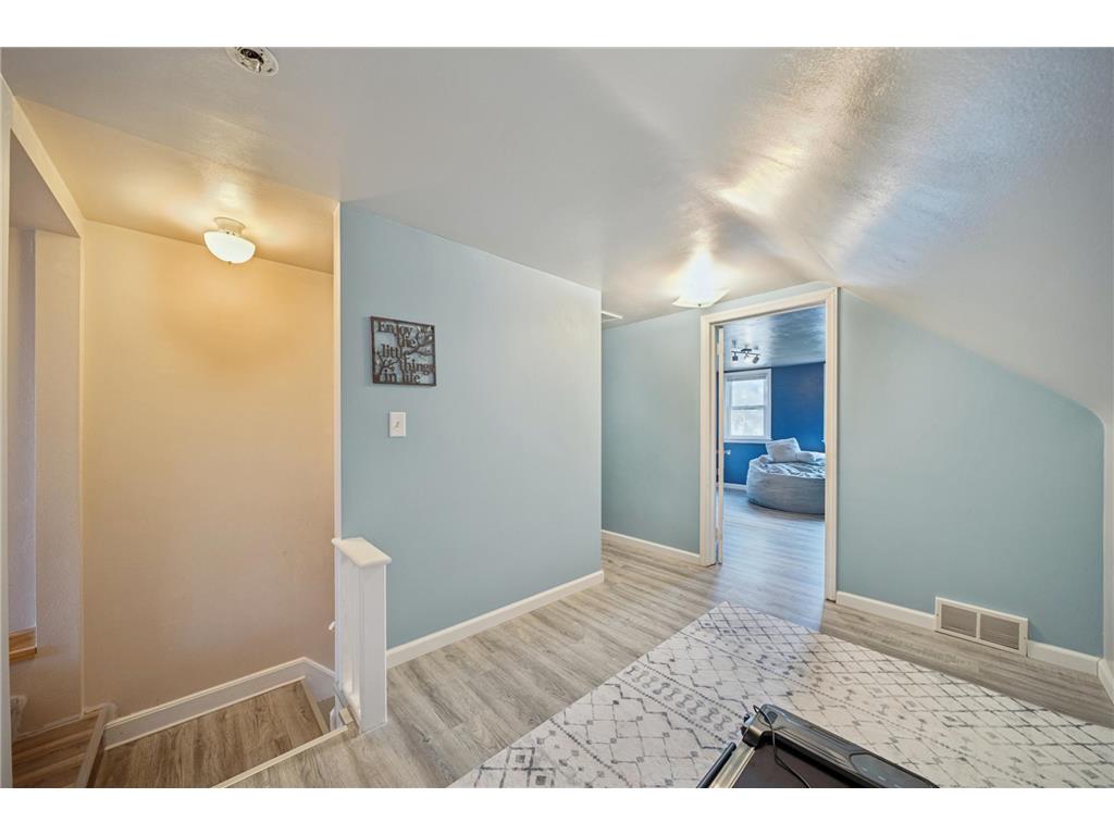 205 E 11th Street Fairmont MN 56031 7045850 image14