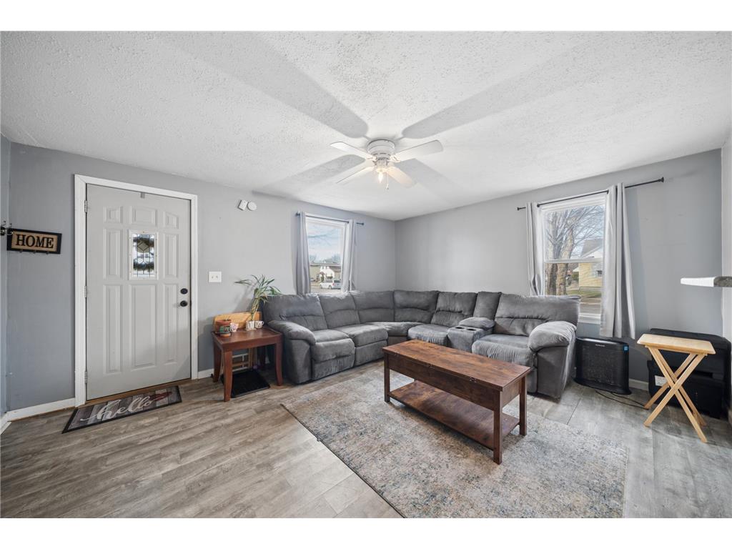 205 E 11th Street Fairmont MN 56031 7045850 image6