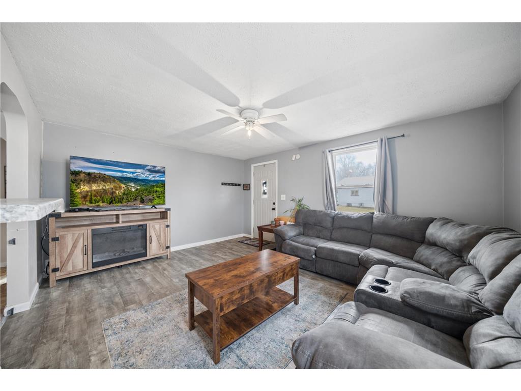 205 E 11th Street Fairmont MN 56031 7045850 image7
