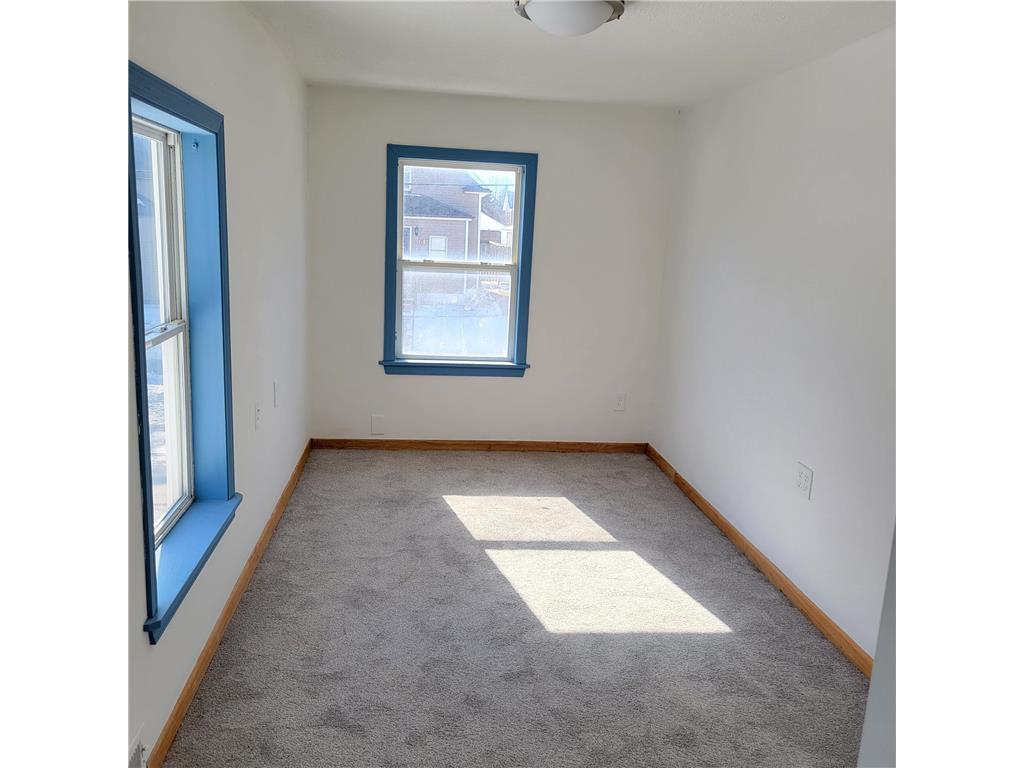 205 Elm Avenue SE Montgomery MN 56069 7026887 image10