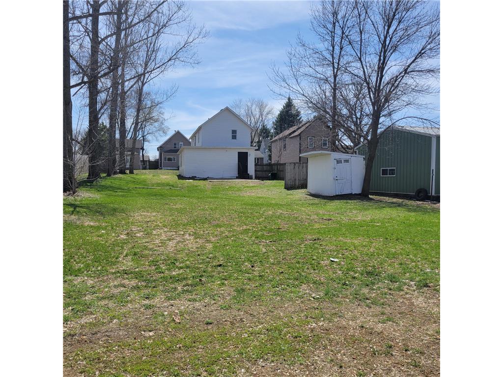 205 Elm Avenue SE Montgomery MN 56069 7026887 image2