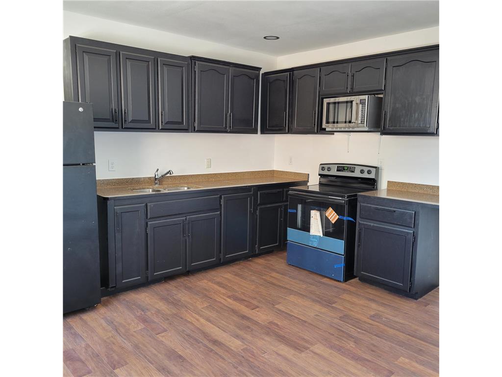 205 Elm Avenue SE Montgomery MN 56069 7026887 image3