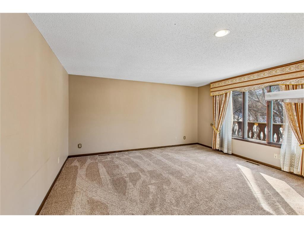 205 Hillcrest Court Burnsville MN 55337 7032559 image22