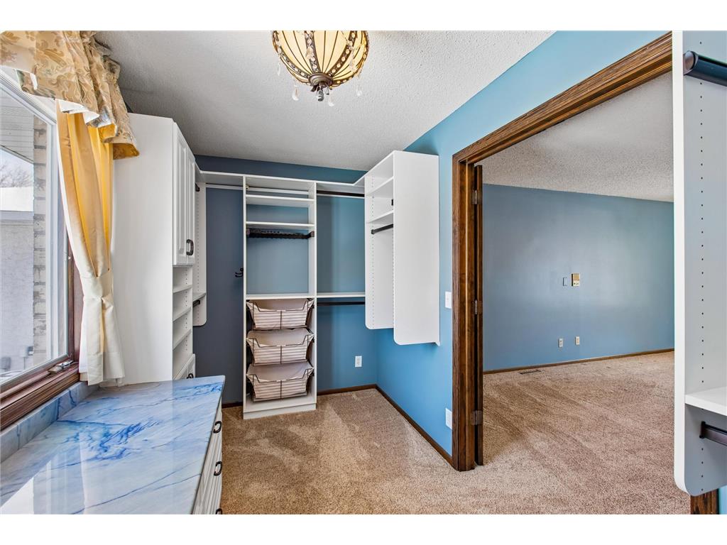 205 Hillcrest Court Burnsville MN 55337 7032559 image32