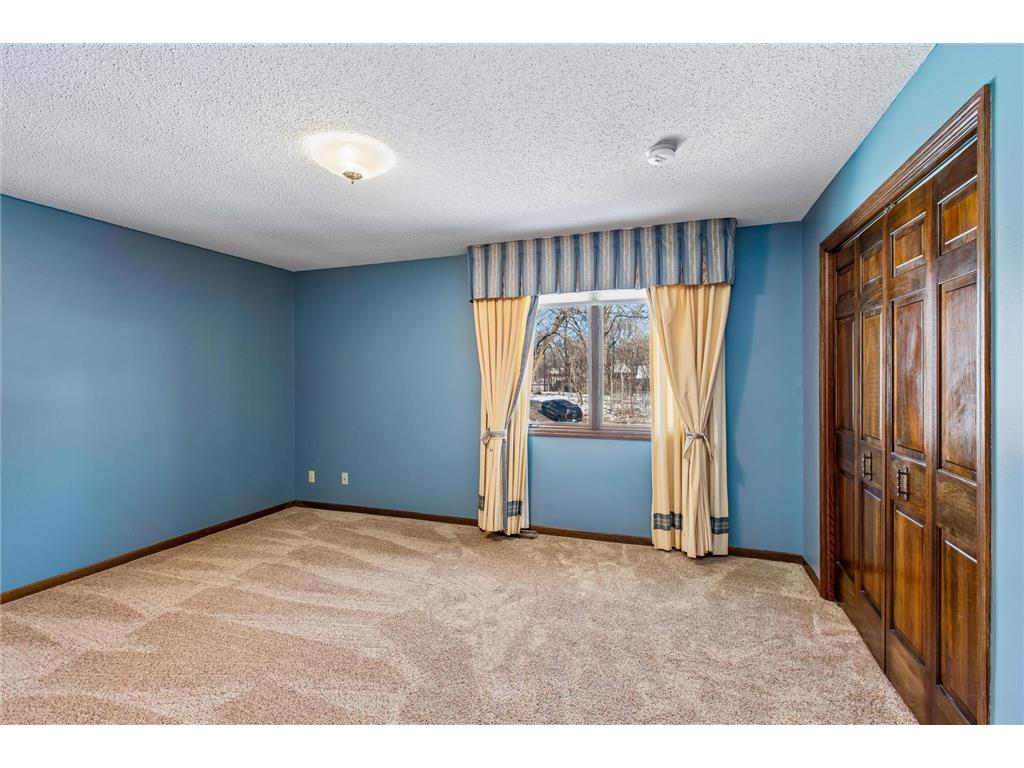 205 Hillcrest Court Burnsville MN 55337 7032559 image36