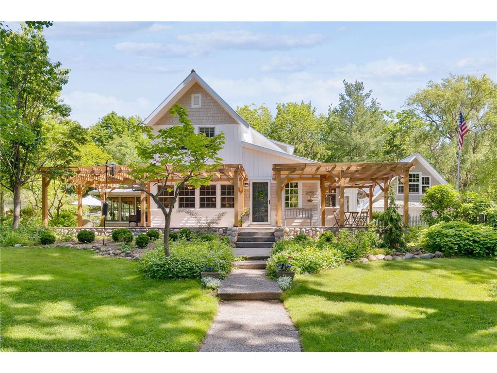 205 Juniper Street Mahtomedi MN 55115 6539279 image1