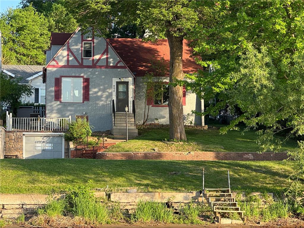 205 Lake Park Boulevard Fairmont MN 56031 - Sisseton 6722606 image1