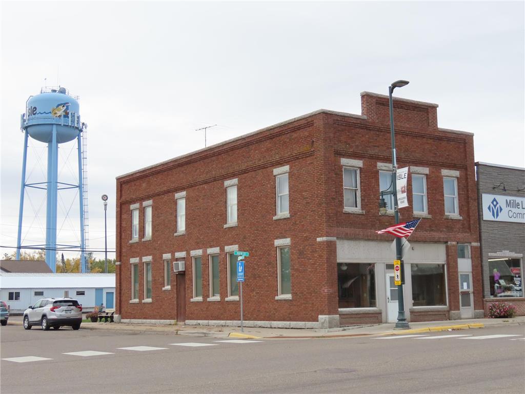 205 Main Street W, Isle, MN, 56342 MLS 6272054 Edina Realty