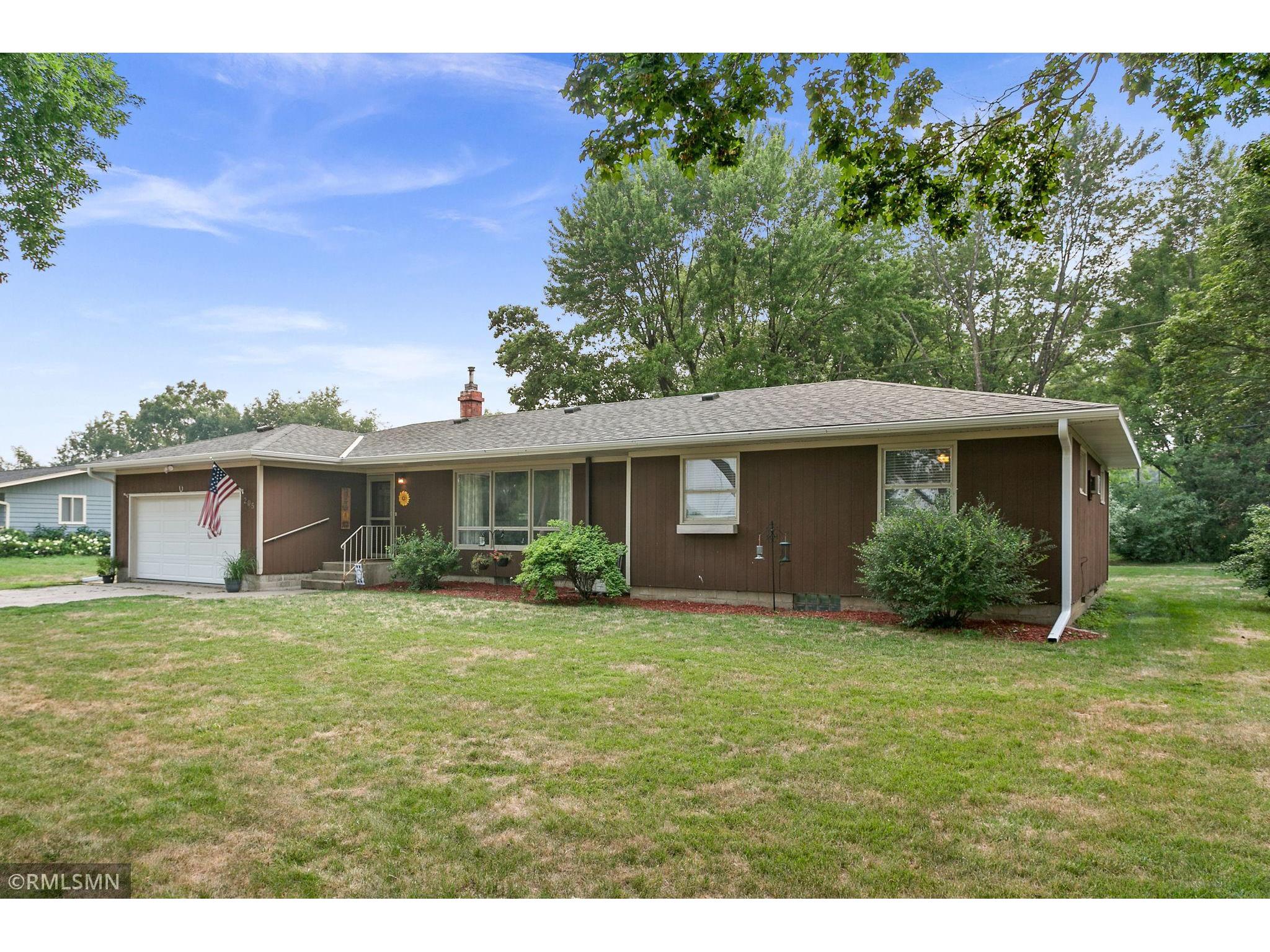 205 Oak Street S, Lester Prairie, MN, 55354 MLS 6073625 Edina Realty