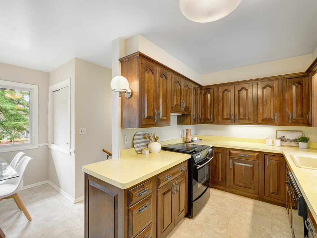 205 Oakview Road West Saint Paul MN 55118 7022756 image13