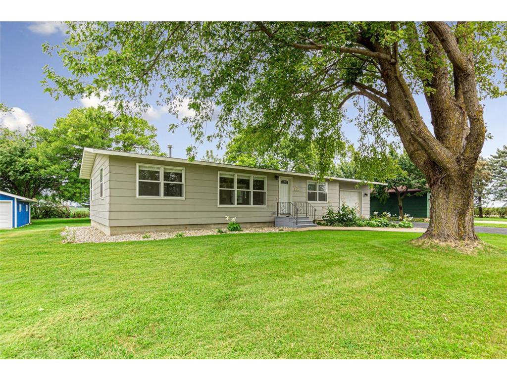 205 Park Avenue N Vernon Center MN 56090 6784702 image1