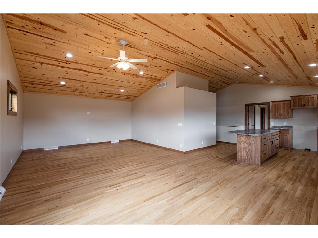 205 Pheasant Run Rollingstone MN 55969 7045340 image2