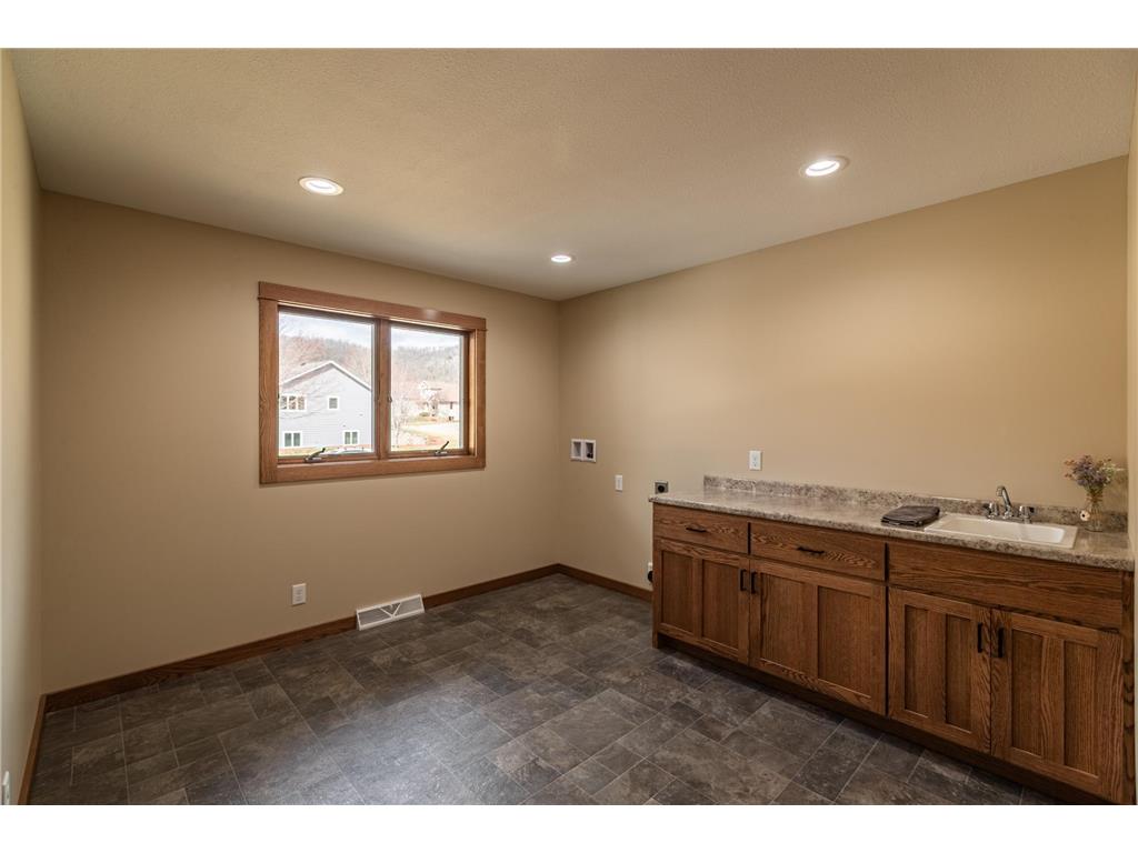 205 Pheasant Run Rollingstone MN 55969 7045340 image9