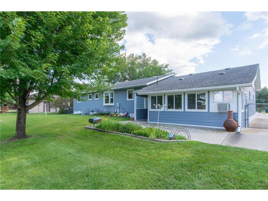 205 Prairie Avenue NE Staples MN 56479 6773370 image4