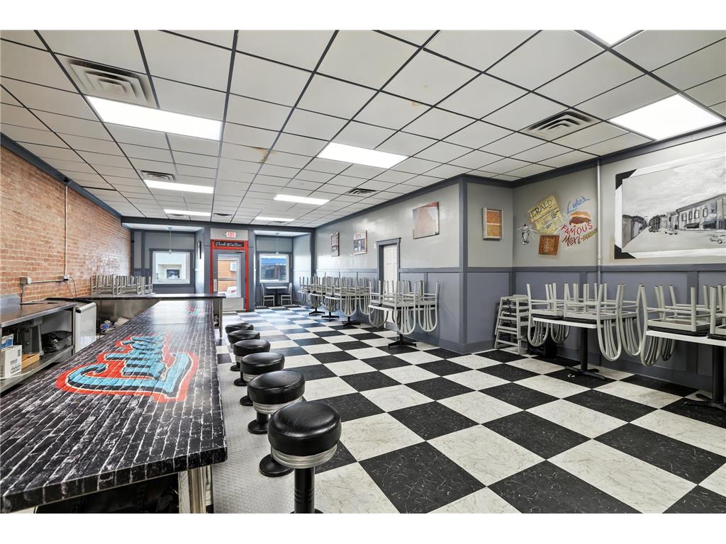 205 S Main Street Le Sueur MN 56058 6770424 image10