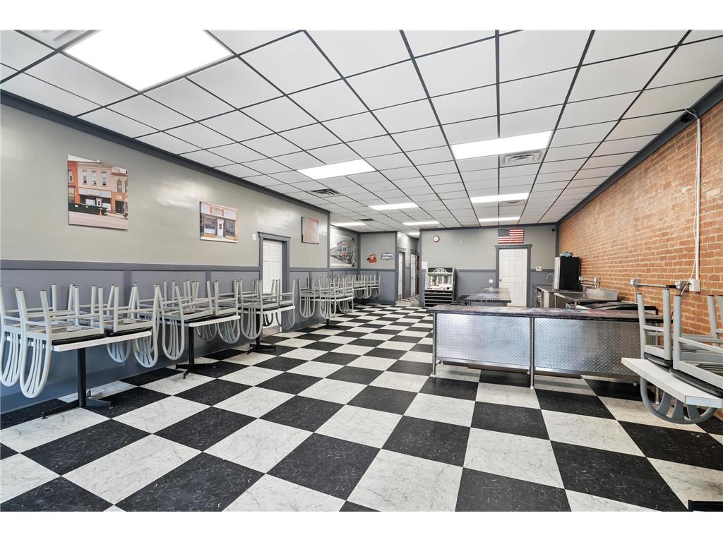 205 S Main Street Le Sueur MN 56058 6770424 image11