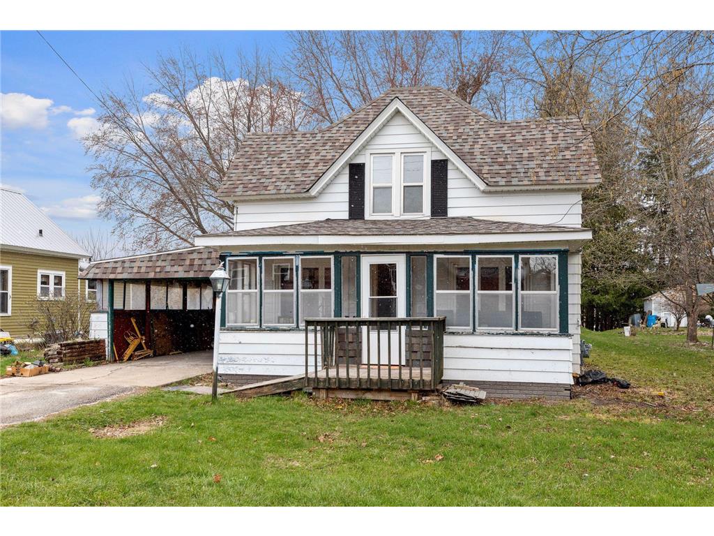 205 S Woodman Street, Elmwood, WI 54740 MLS 5737593 Edina Realty