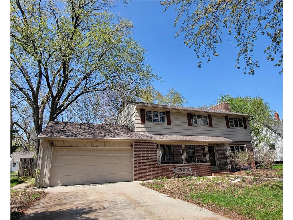 205 South Street Morris MN 56267 6371579 image1