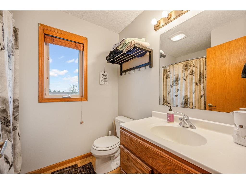 205 Tanager Road, Mankato, MN, 56001 MLS 6517272 Edina Realty