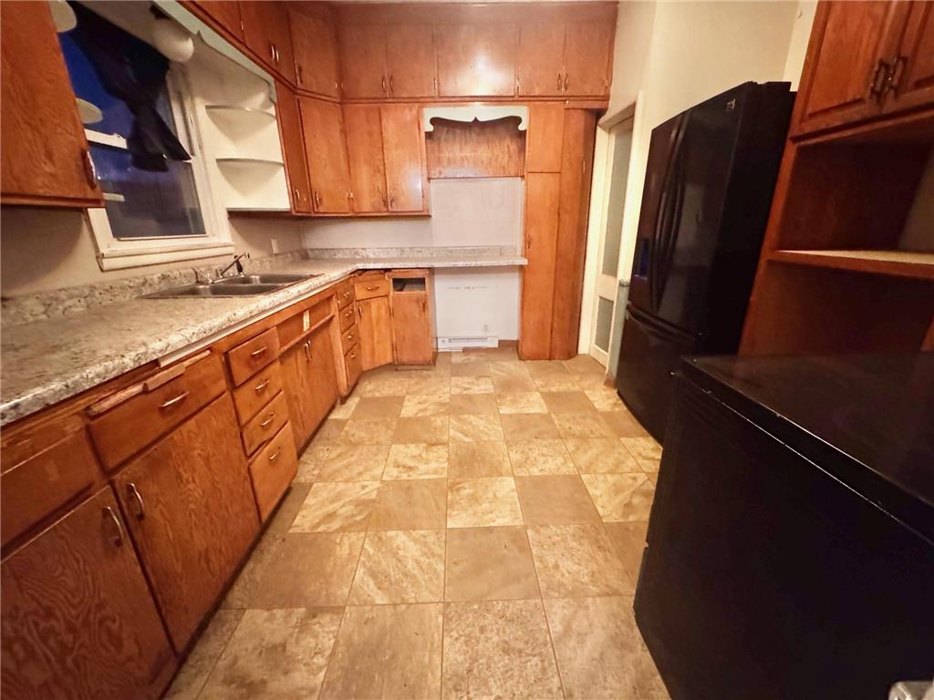 205 W Marshall Street Marshall MN 56258 6820894 image5