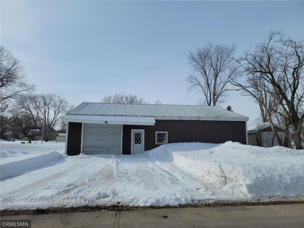 205 W Oak Avenue Clarissa MN 56440 6349458 image1