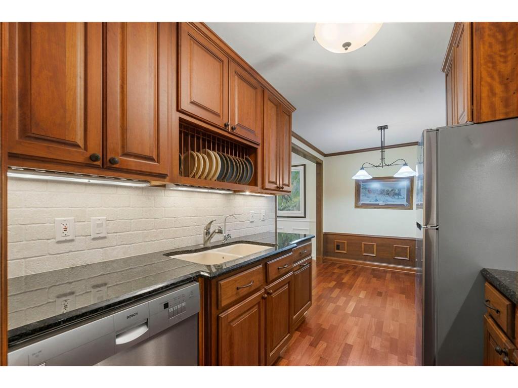 205 Barry #117 Wayzata MN 55391 7074963 image24