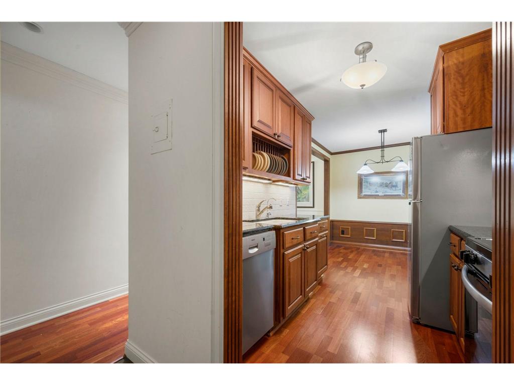 205 Barry #117 Wayzata MN 55391 7074963 image25