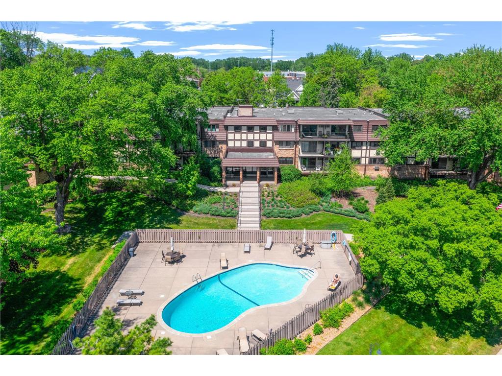 205 Barry #117 Wayzata MN 55391 7074963 image3