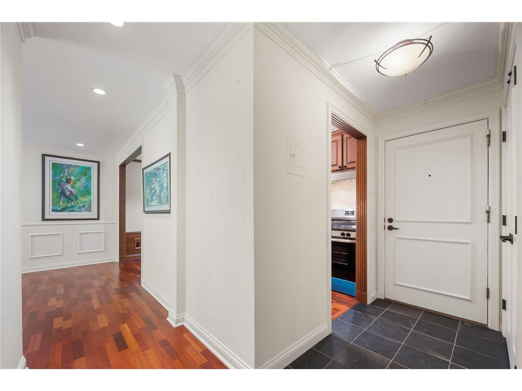 205 Barry #117 Wayzata MN 55391 7074963 image34