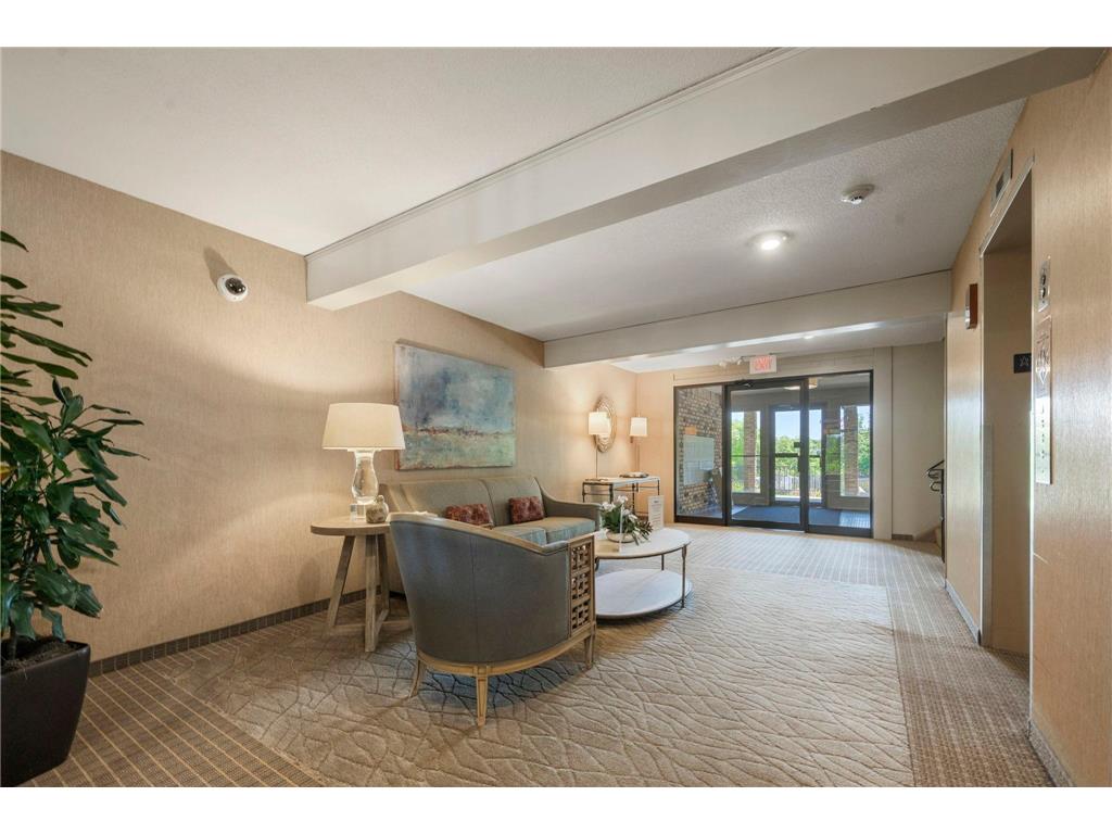 205 Barry #117 Wayzata MN 55391 7074963 image6